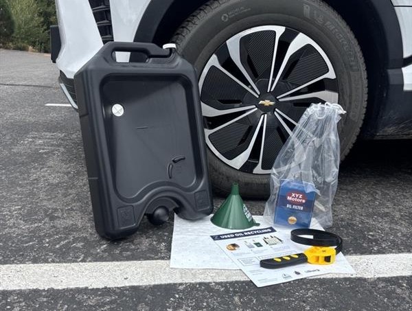 Oil Change kit and filter image